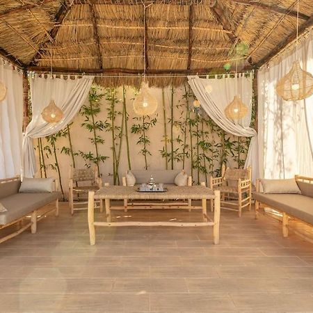 Villa Leila,Piscine , Grand Jardin, Jeux , Cuisiniere Marrakesh Eksteriør billede