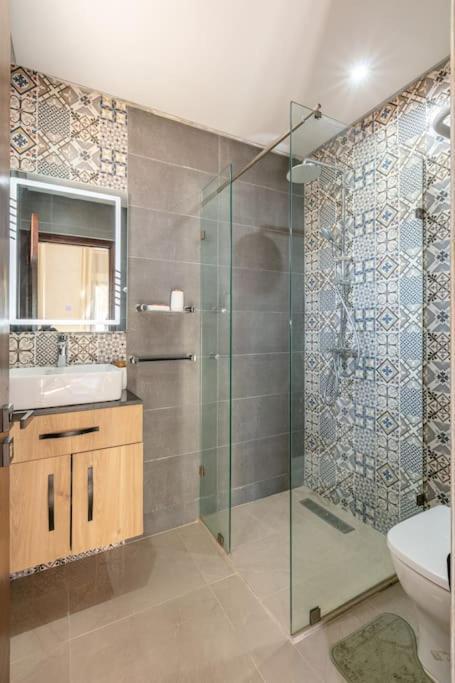 Villa Leila,Piscine , Grand Jardin, Jeux , Cuisiniere Marrakesh Eksteriør billede